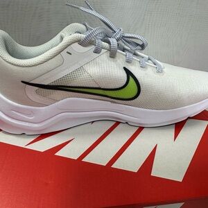 Nike Women's White Sneakers with Lime Green Swoosh